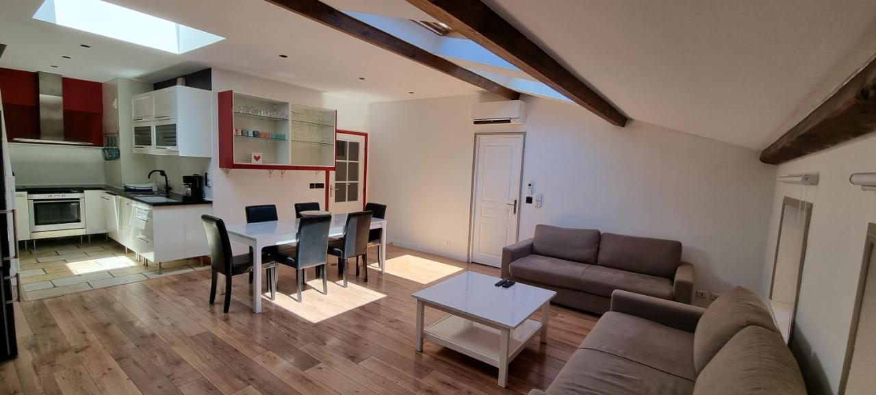 Loft 80M2 En Plein Coeur De La Vieille Ville 3 Etoiles ตูลง ภายนอก รูปภาพ